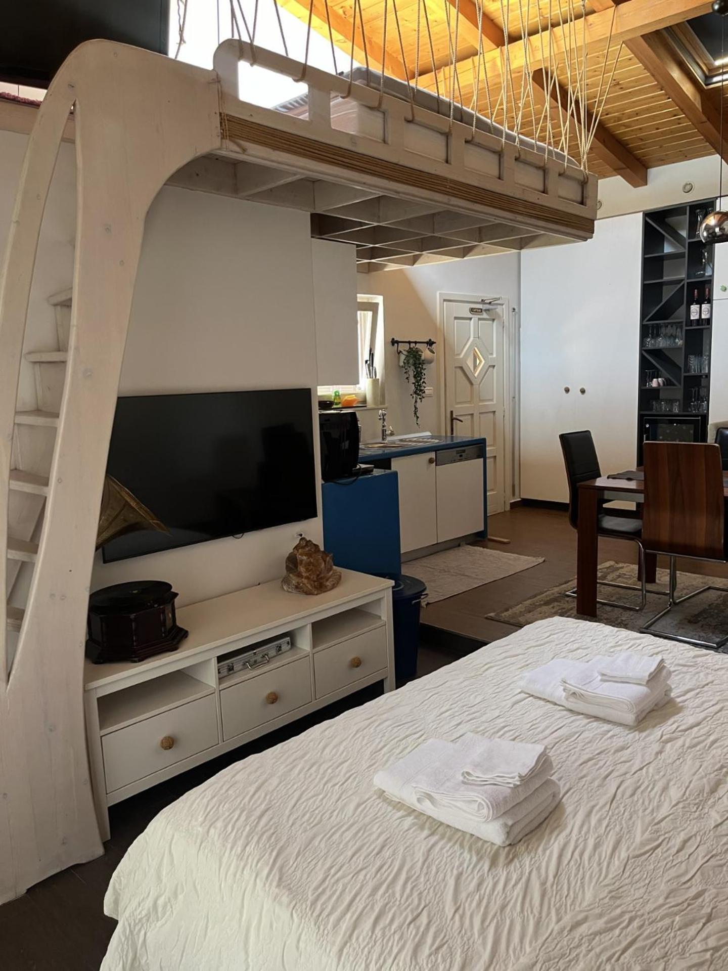 Small House Nea In City Center-With Free Parking Pula Ngoại thất bức ảnh