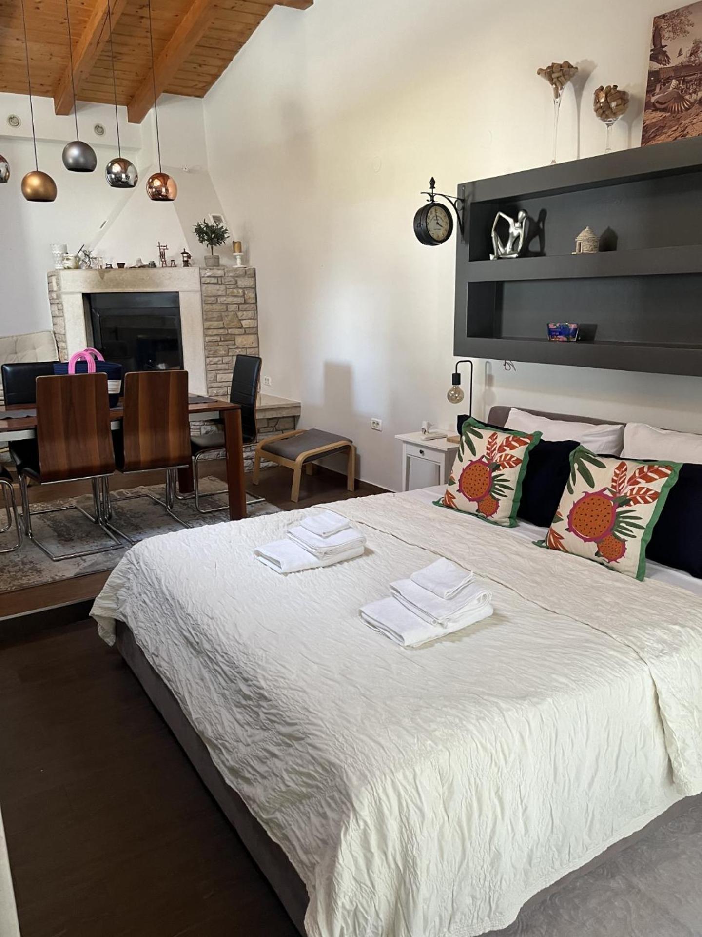 Small House Nea In City Center-With Free Parking Pula Ngoại thất bức ảnh